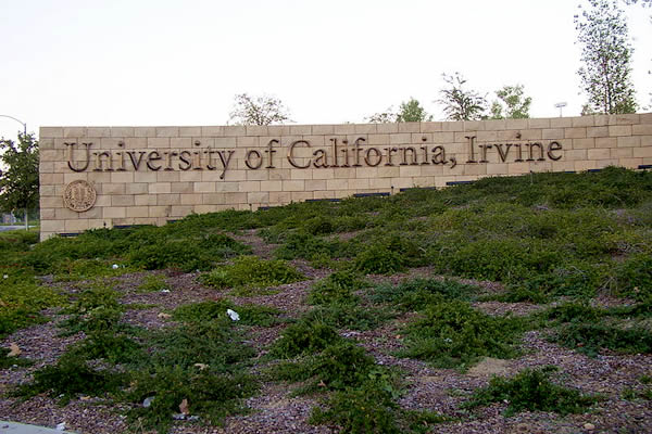 UC Irvine welcome sign